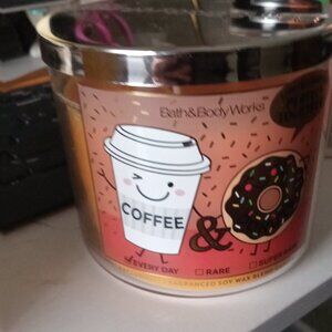 NEW COFFEE & DONUTS CANDLE FROM BATH AND BODY WORKS